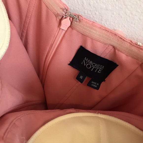 Marchesa Notte 3D Floral high-lo gown Size 6 - Picture 6 of 8